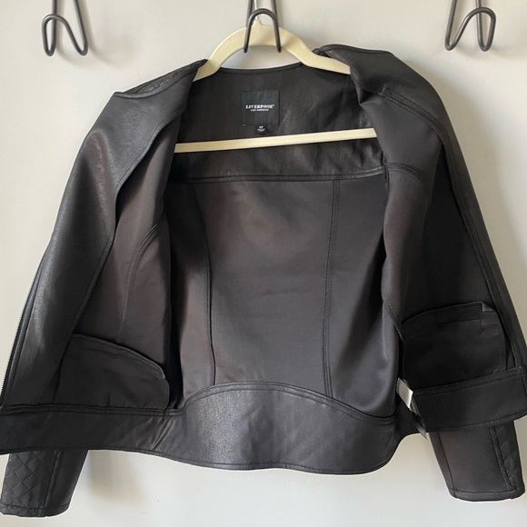 Liverpool Los Angeles, XS, lightweight faux leather moto biker jacket, like new - Picture 8 of 9